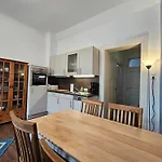 Villa Aurora *