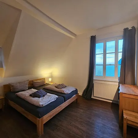 Aurora Villa *